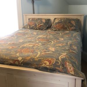 Pottery Barn duvet cover with two shams